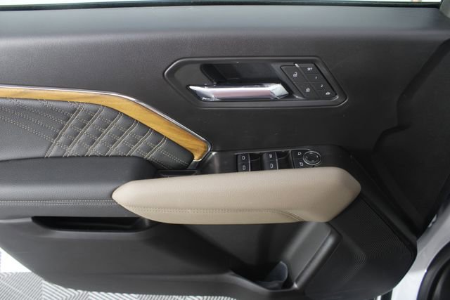 New 2026 GMC Canyon Denali image 13