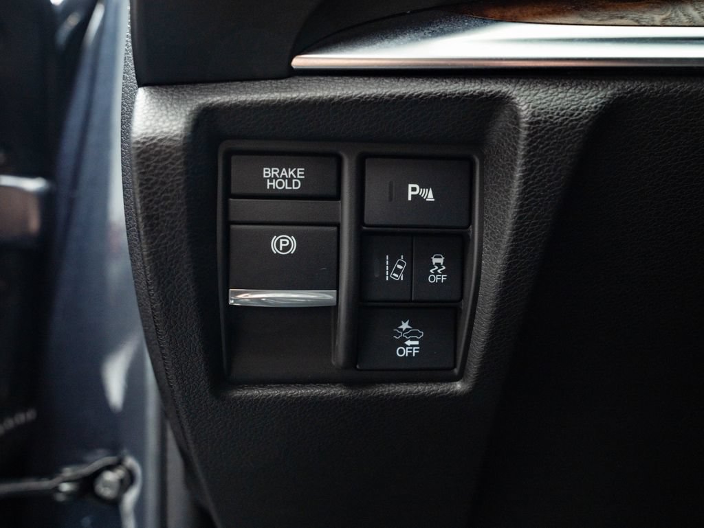 Used 2020 Acura MDX SH-AWD w/ Technology Package image 42