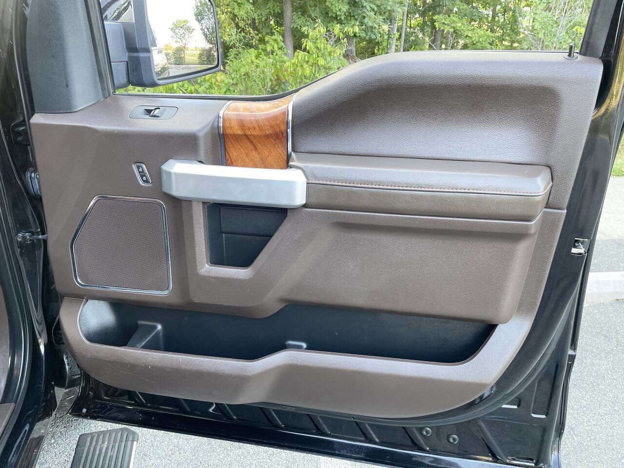 Used 2019 Ford F150 King Ranch w/ Equipment Group 601A Luxury image 31