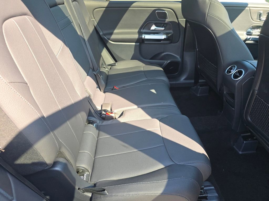 New 2026 Mercedes-Benz GLB 250 4MATIC image 20