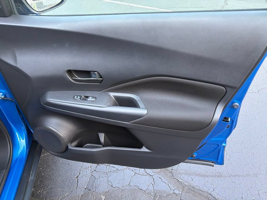 Used 2022 Nissan Kicks S FWD image 15