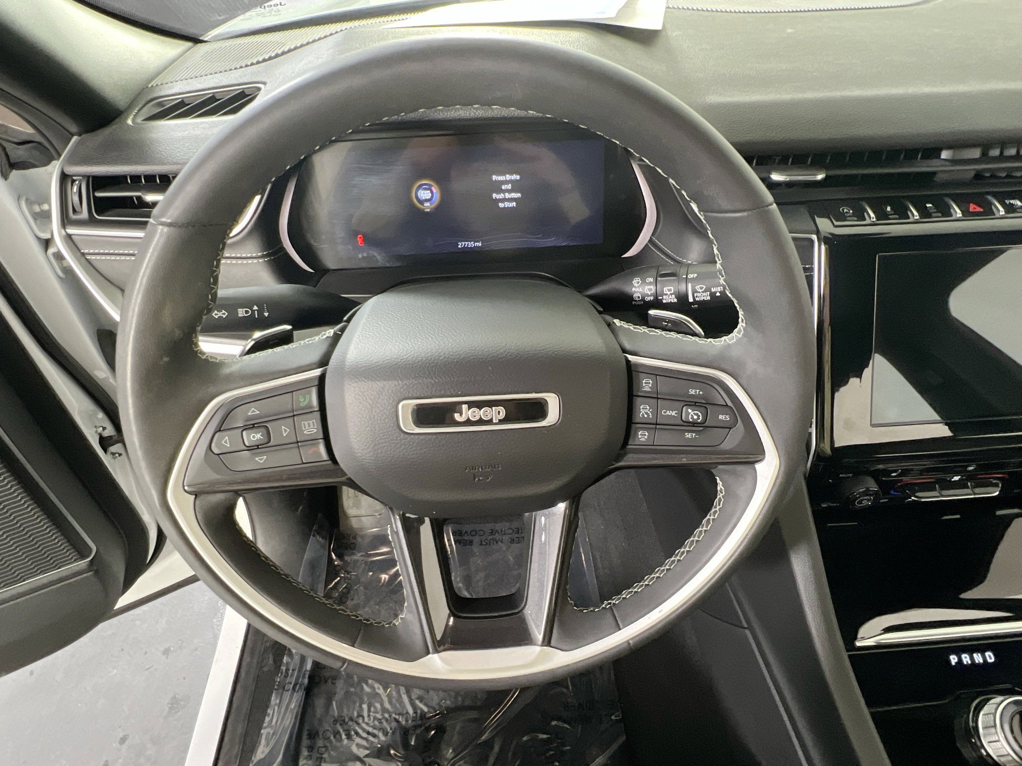 Used 2023 Jeep Grand Cherokee L Laredo AWD/4WD image 11