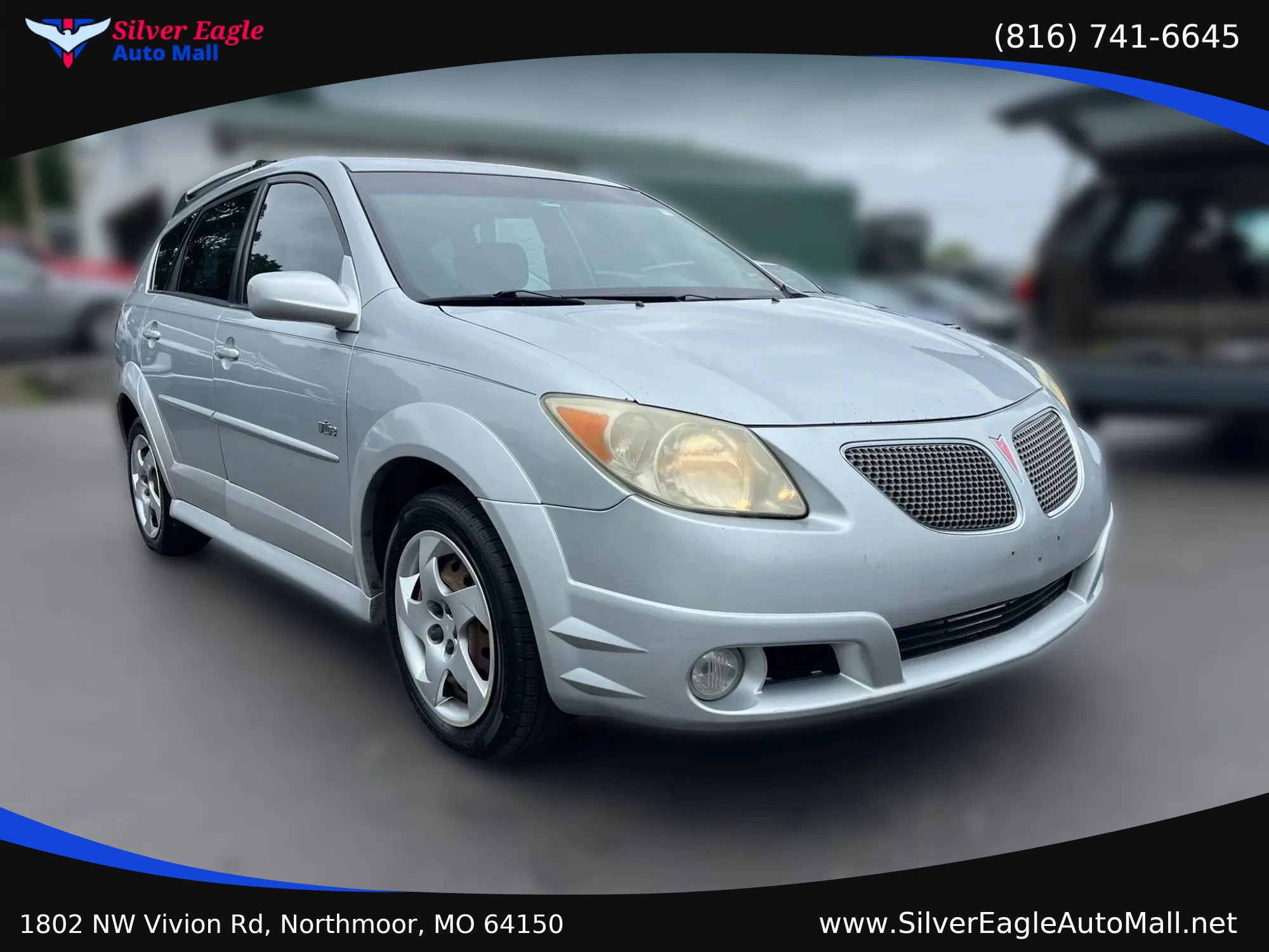 Used 2006 Pontiac Vibe w/ Sun And Sound Package FWD image 3