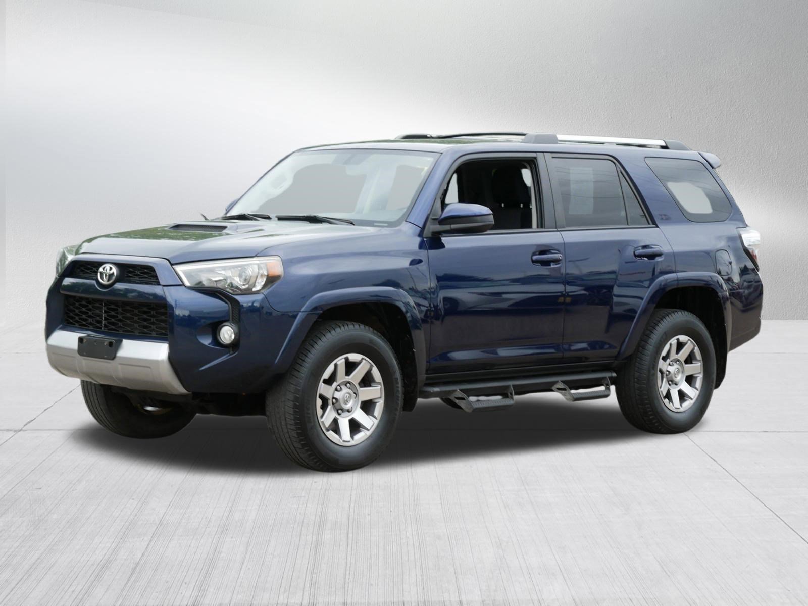 Used 2015 Toyota 4Runner Trail AWD/4WD image 3