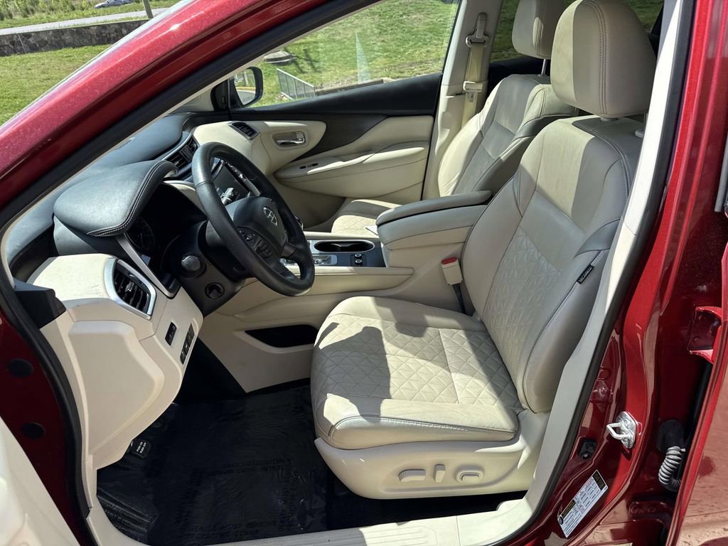 Used 2019 Nissan Murano Platinum w/ Cargo Package image 6