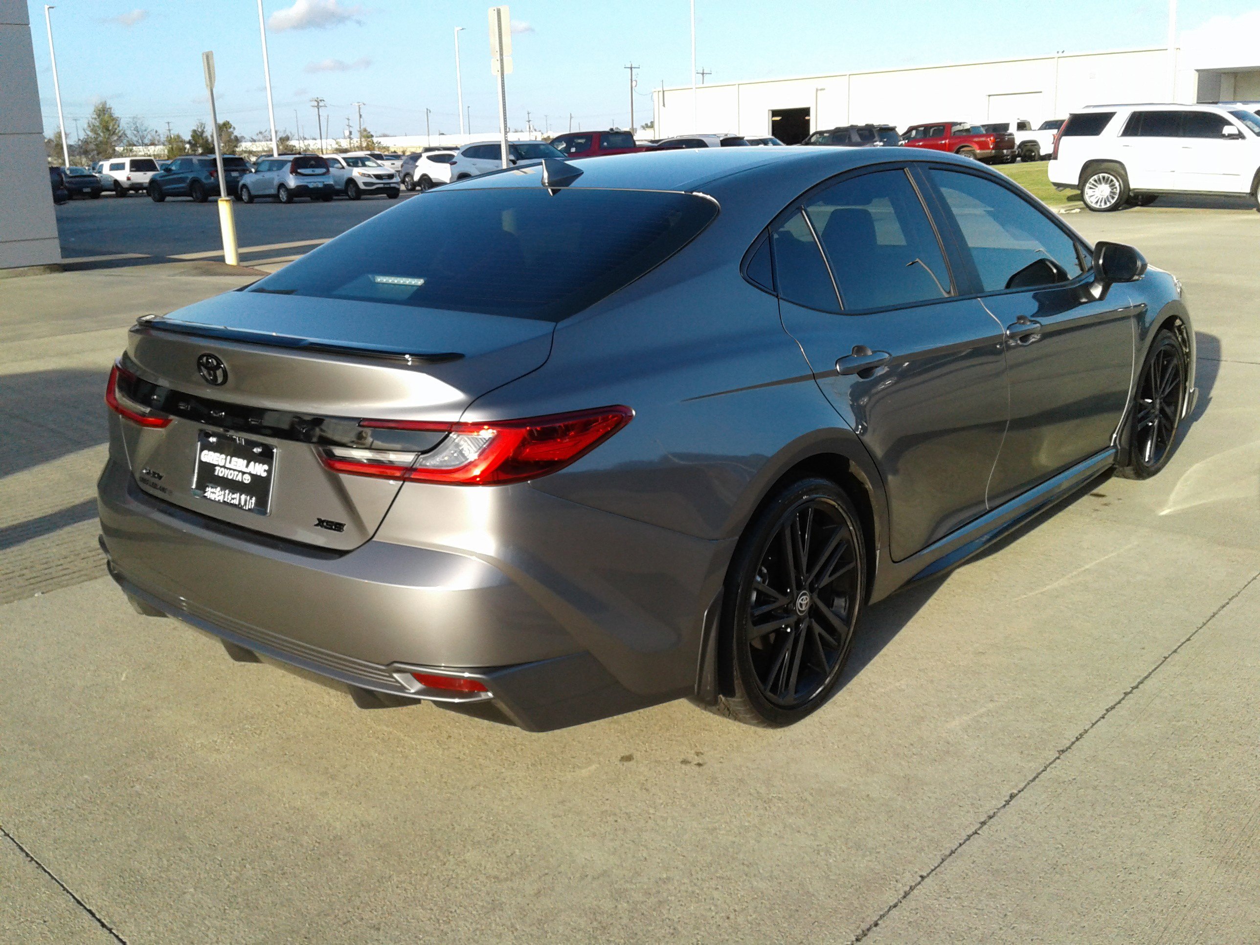 Used 2025 Toyota Camry XSE image 7