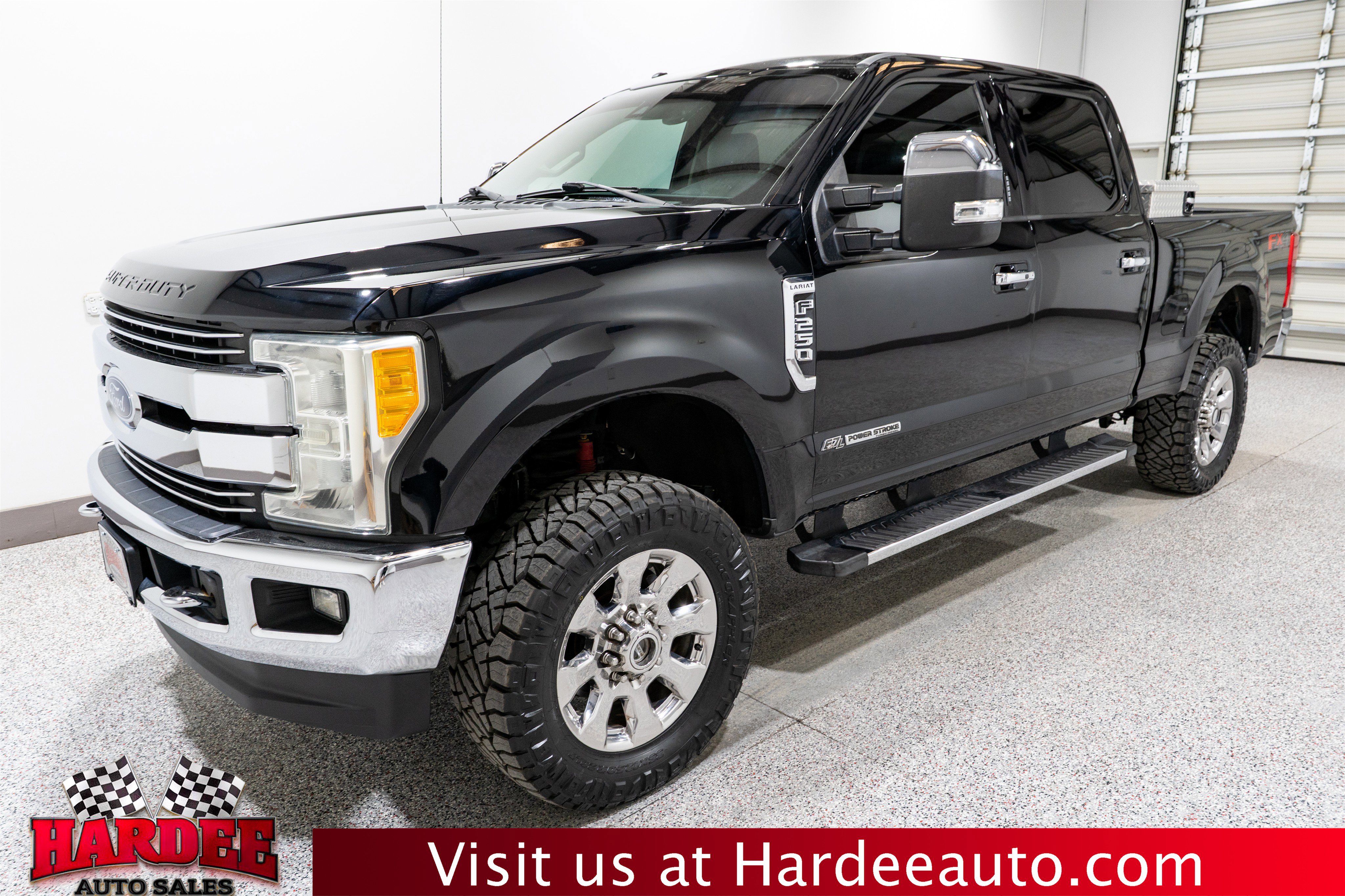 Used 2017 Ford F250 Lariat w/ Lariat Ultimate Package AWD/4WD video 2