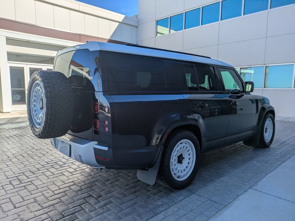 New 2025 Land Rover Defender 130 S AWD/4WD image 4