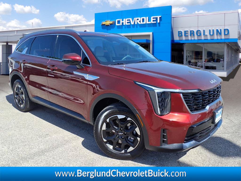Used 2024 Kia Sorento S