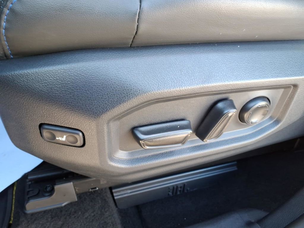 Used 2025 Toyota Tundra Platinum image 15