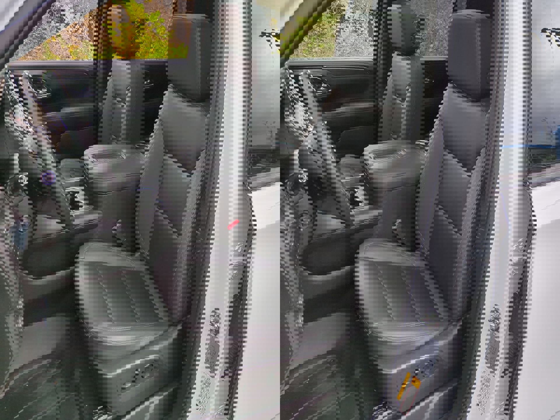 Certified 2023 Chevrolet Tahoe Z71 w/ Luxury Package image 19