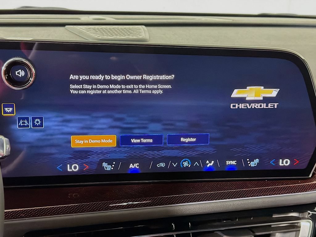New 2026 Chevrolet Traverse Z71 w/ Enhanced Driving Package AWD/4WD image 14