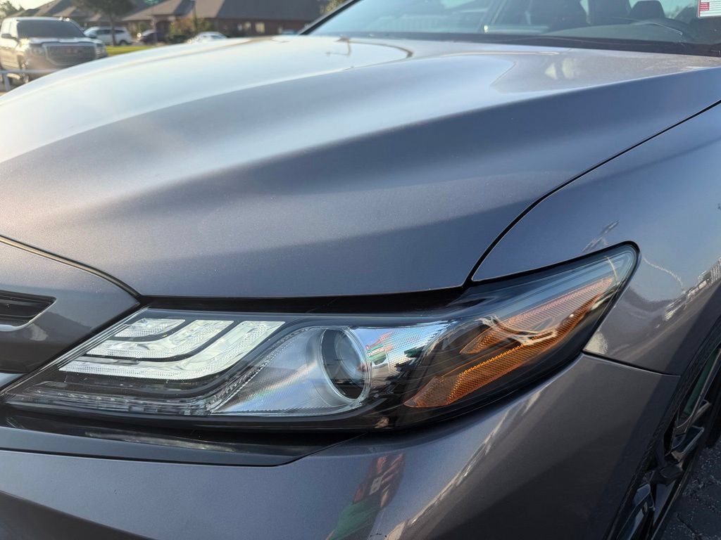 Used 2024 Toyota Camry XSE FWD image 11