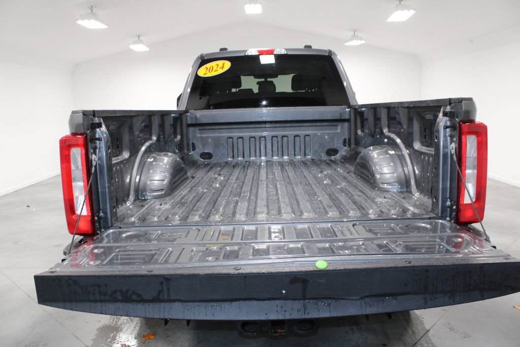 Used 2024 Ford F250 XLT image 19