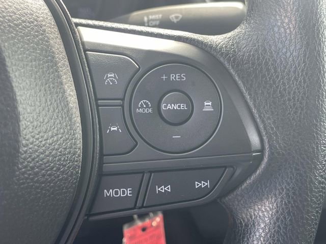 Used 2024 Toyota Corolla LE image 19