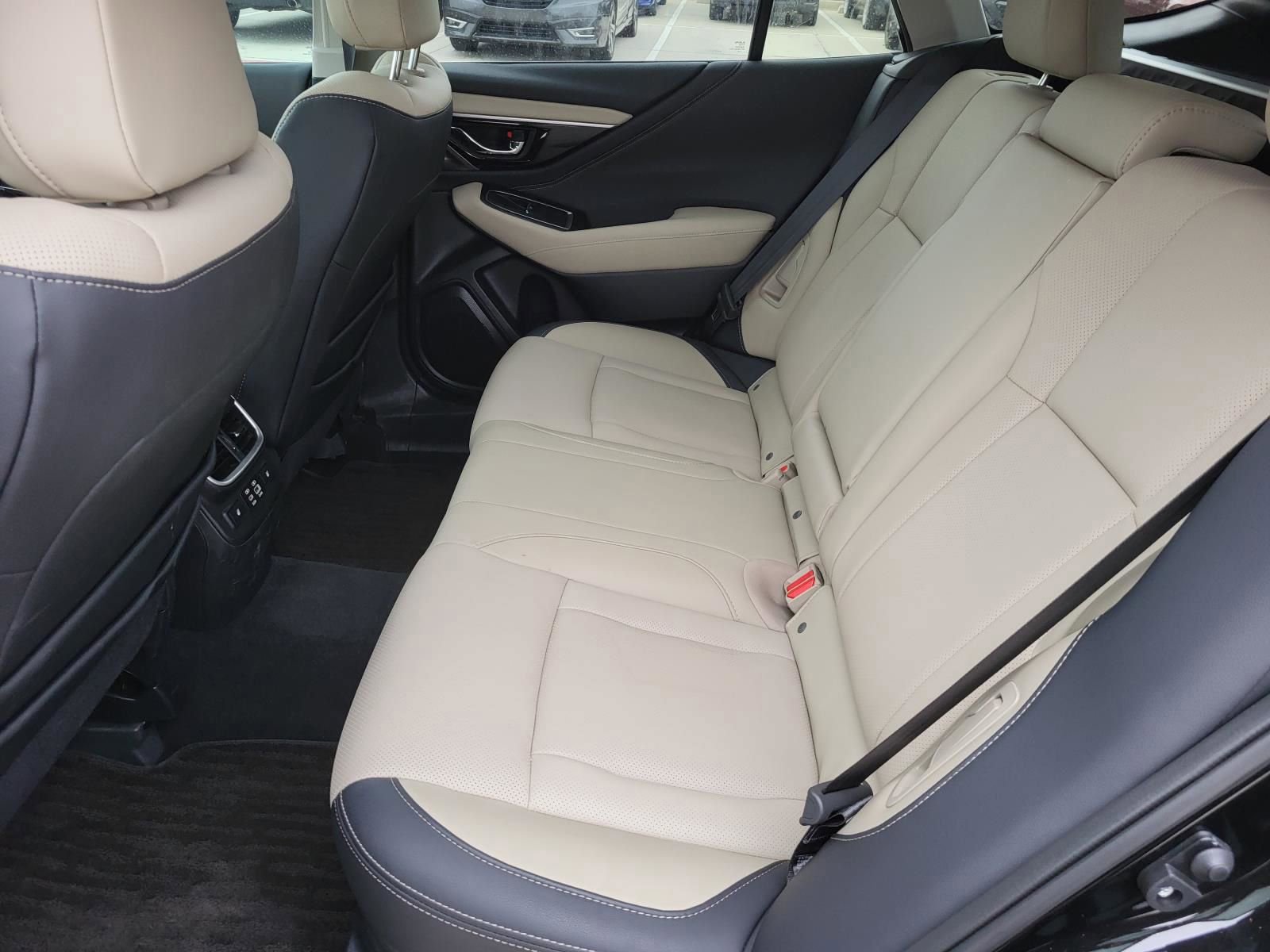 Certified 2025 Subaru Outback Limited XT AWD/4WD image 14