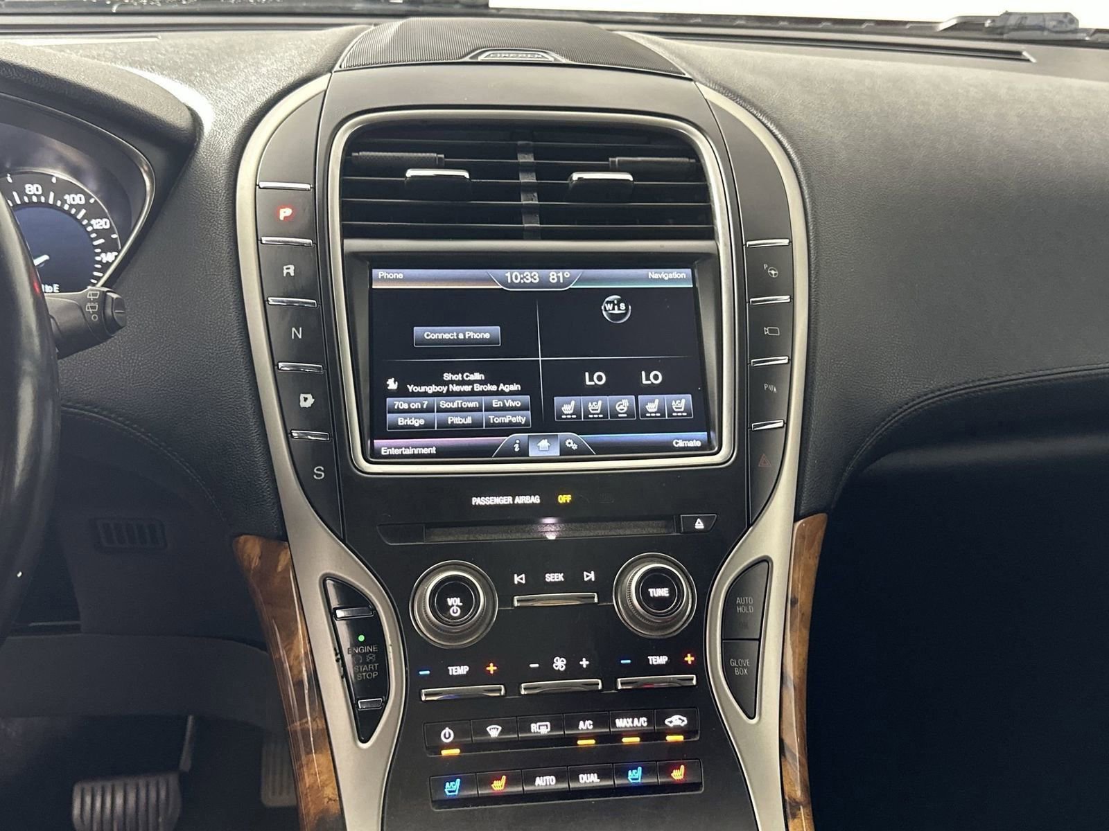 Used 2016 Lincoln MKX Reserve w/ Technology Package image 25