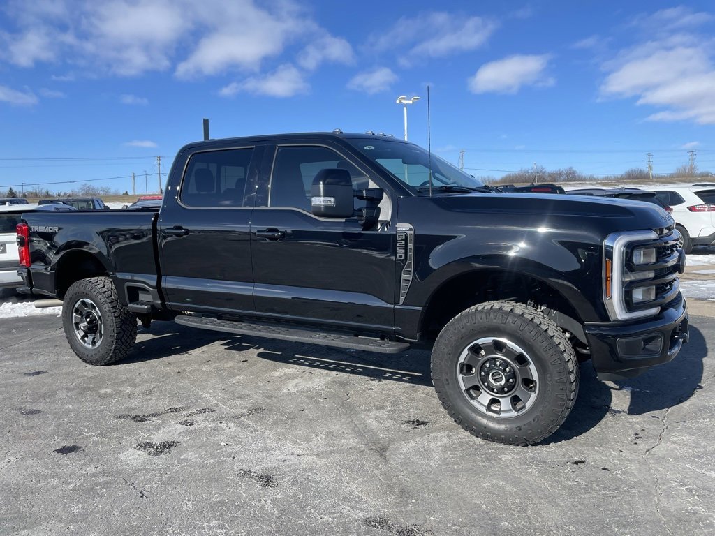 Used 2024 Ford F250 Lariat w/ Tremor Off-Road Package image 2