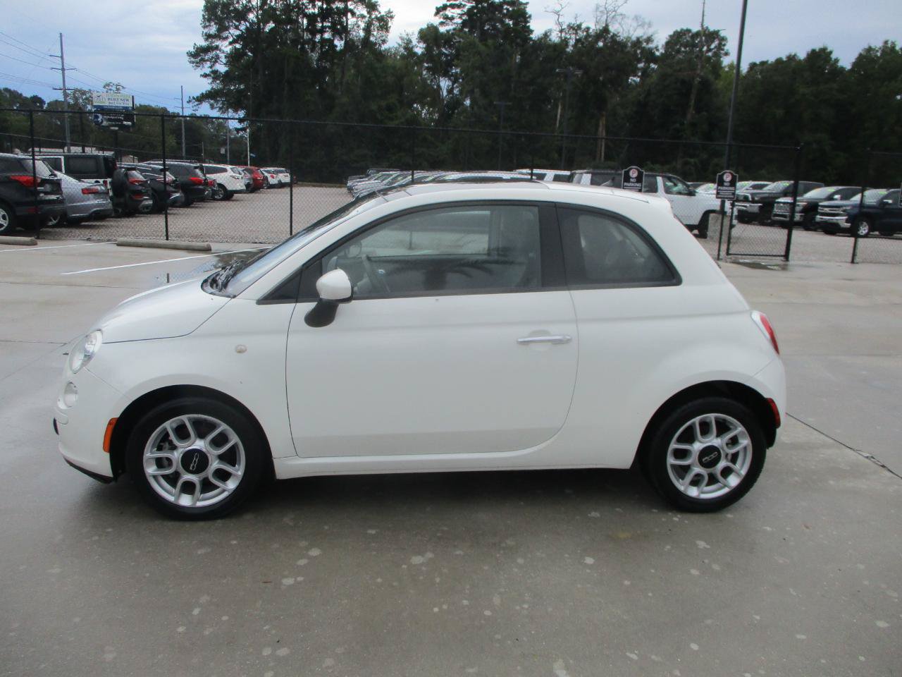 Used 2015 FIAT 500 Pop FWD image 5