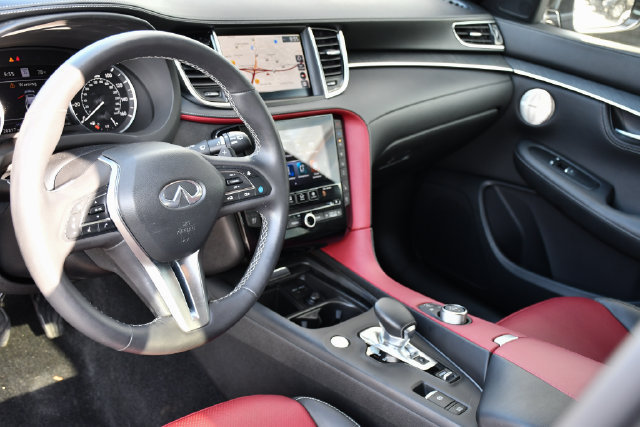 Used 2023 INFINITI QX55 Sensory w/ Lighting Package AWD/4WD image 16