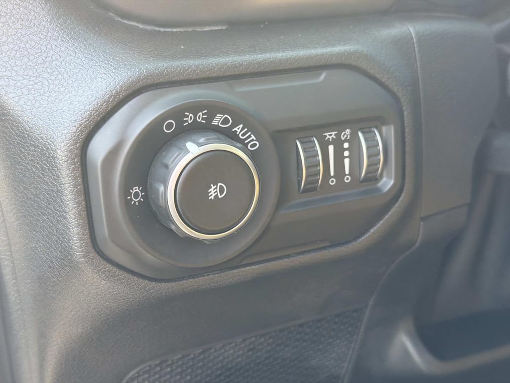 Used 2020 Jeep Wrangler Unlimited Rubicon AWD/4WD image 24