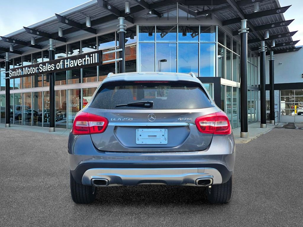 Used 2016 Mercedes-Benz GLA 250 4MATIC image 4