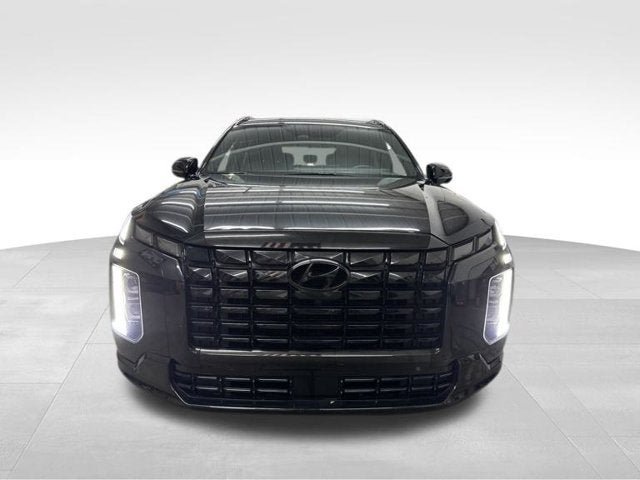 Used 2024 Hyundai Palisade Calligraphy AWD/4WD image 2