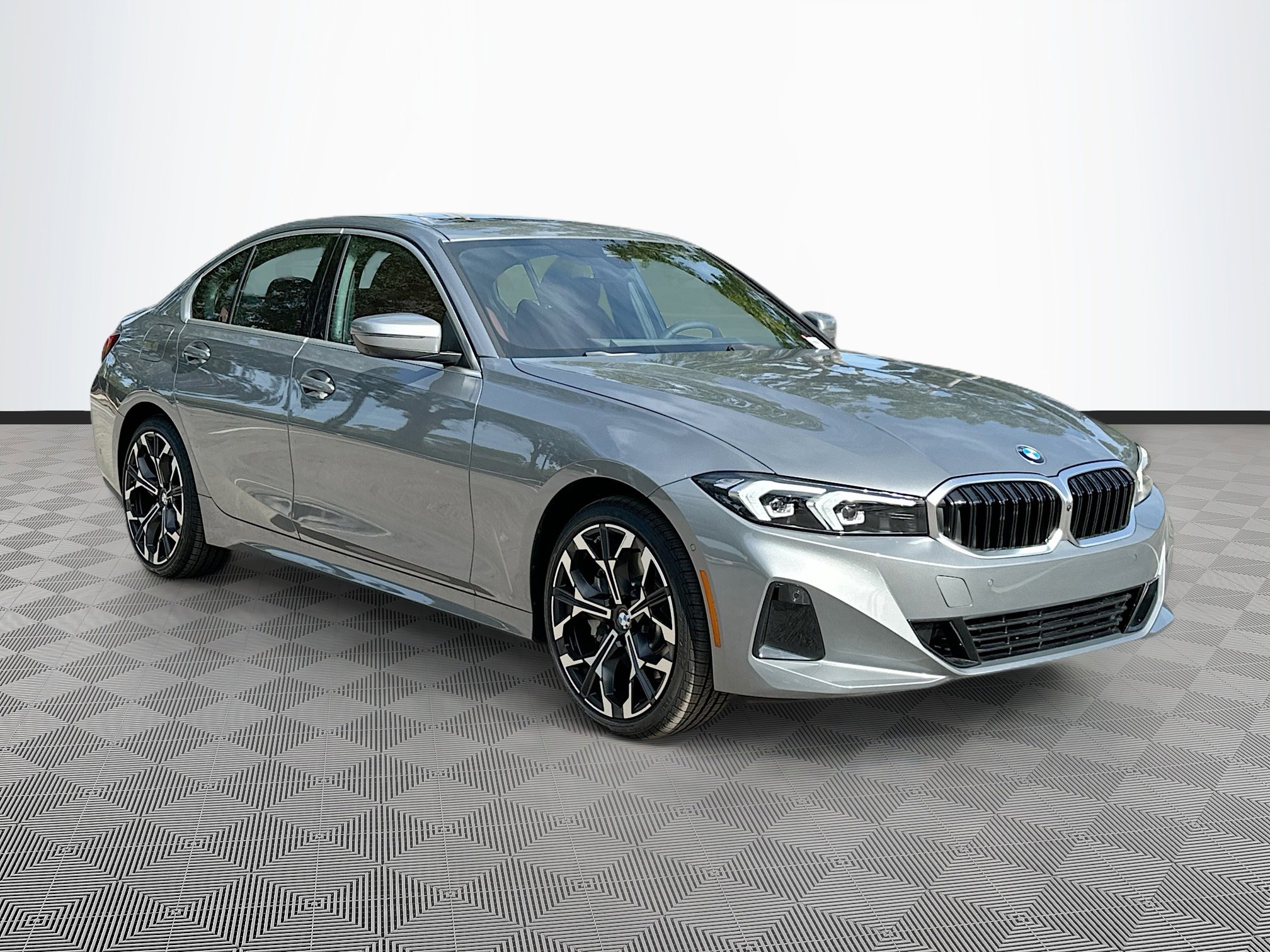 New 2025 BMW 330i Sedan w/ M Sport Package