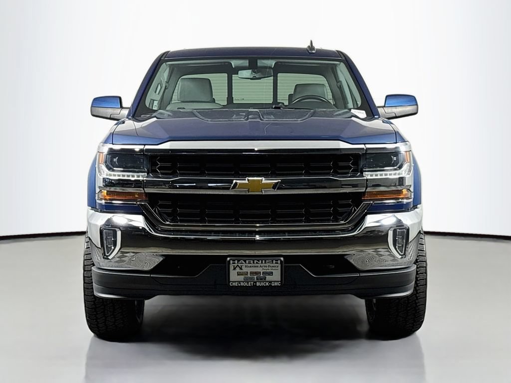 Used 2018 Chevrolet Silverado 1500 LT w/ All Star Edition AWD/4WD image 2