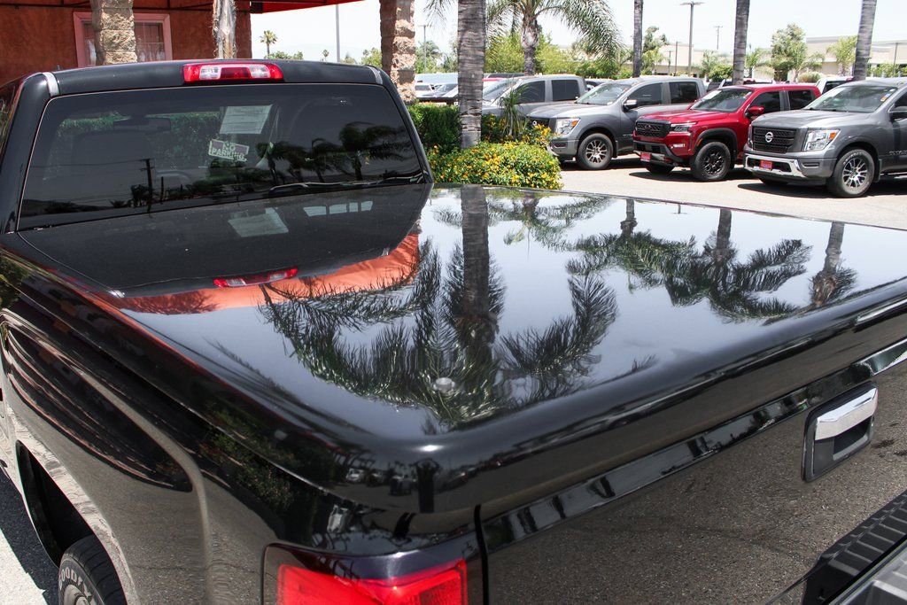 Used 2016 Chevrolet Silverado 1500 LT w/ LT Convenience Package RWD image 7