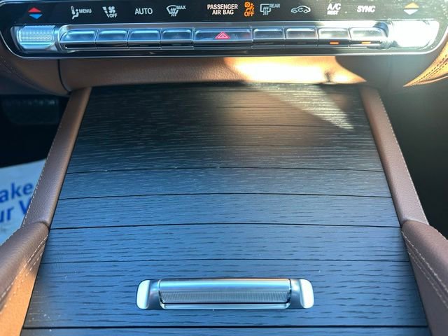 New 2026 Mercedes-Benz GLS 450 4MATIC image 33