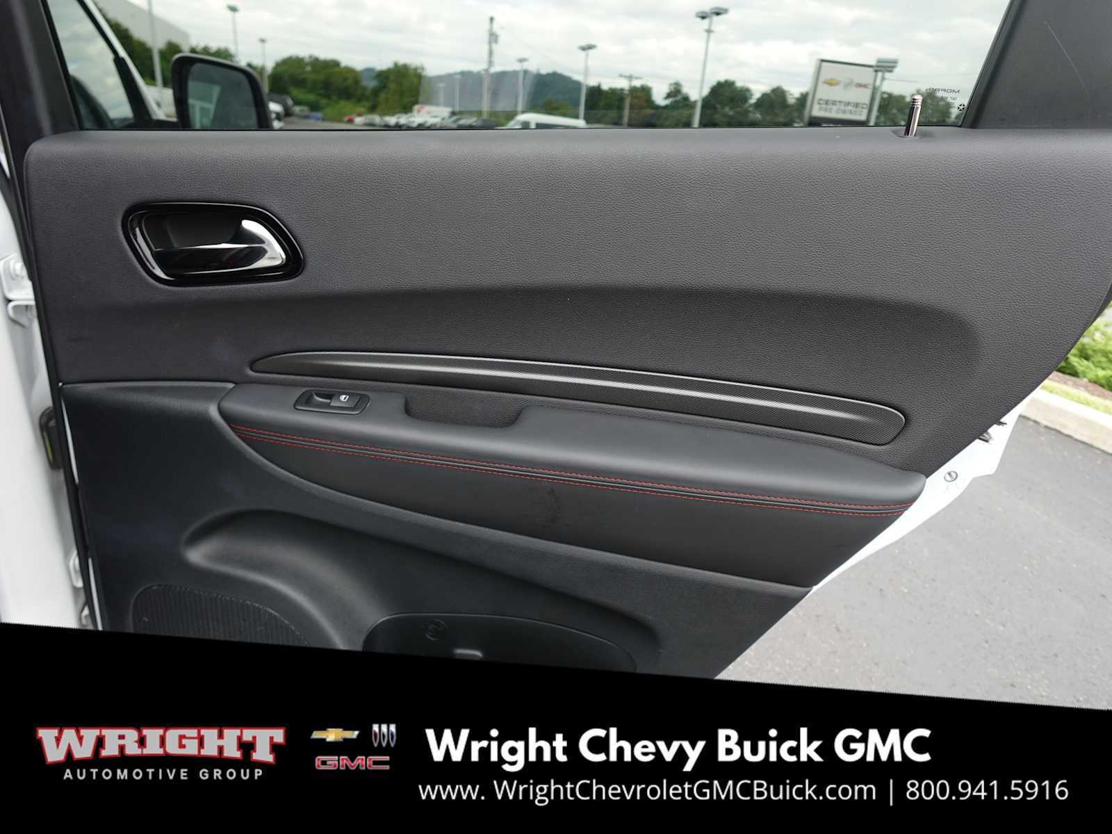 Used 2023 Dodge Durango GT image 25