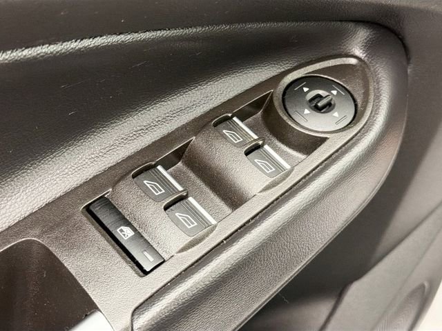 Used 2019 Ford Escape SEL image 18