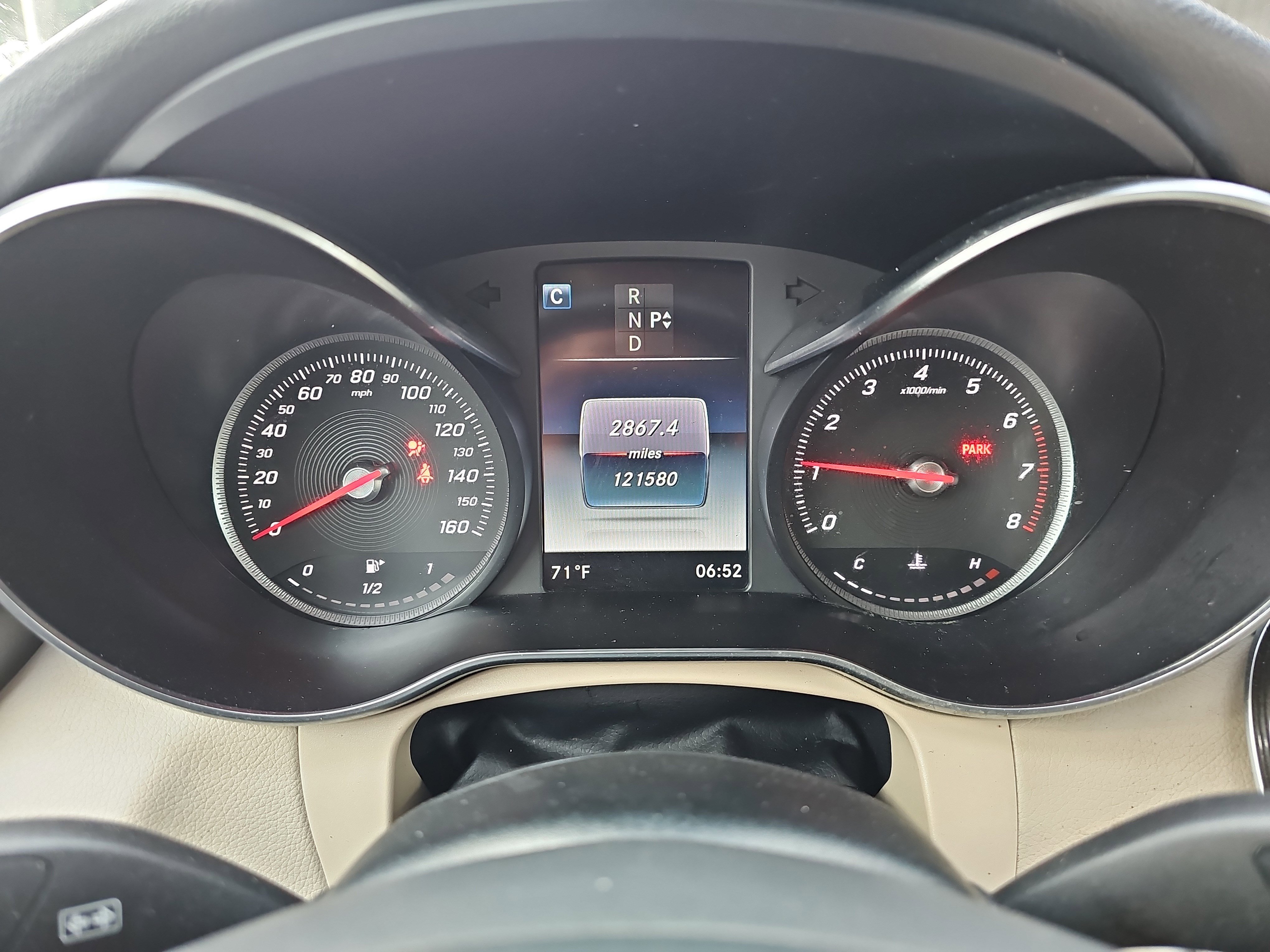 Used 2018 Mercedes-Benz GLC 300 image 21