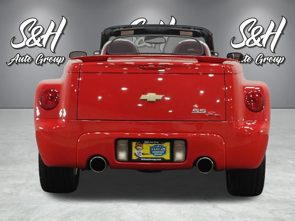 Used 2005 Chevrolet SSR w/ Preferred Equipment Group RWD image 18
