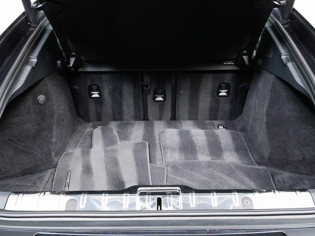 Certified 2023 Porsche Panamera Platinum Edition image 32