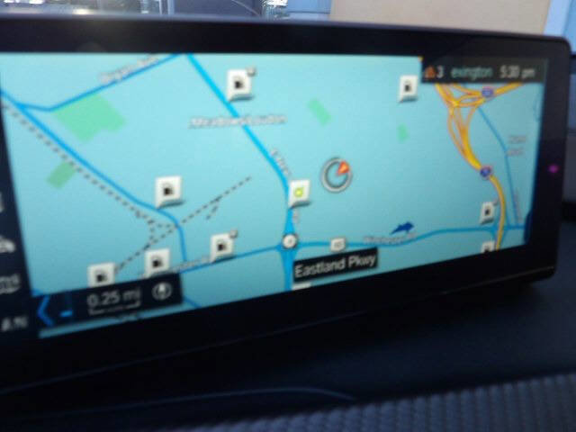 Used 2019 BMW i8 Coupe image 21