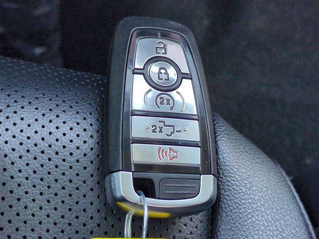 Certified 2022 Ford F150 Lariat w/ Equipment Group 501A Mid image 28