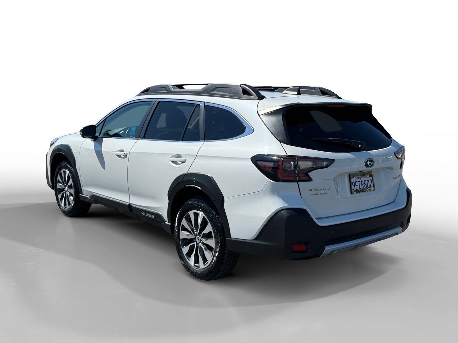 Used 2023 Subaru Outback Limited XT image 3