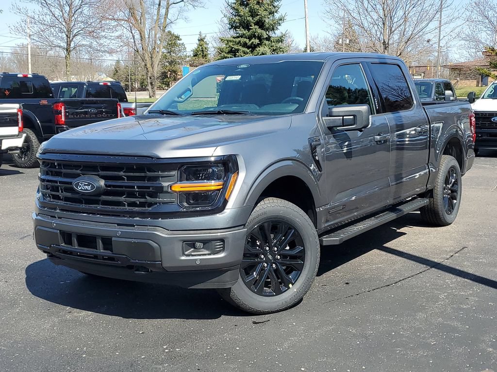 New 2026 Ford F150 XLT w/ Equipment Group 302A MID AWD/4WD 360° Tour