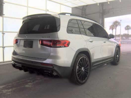 Used 2022 Mercedes-Benz GLB 35 AMG 4MATIC image 3