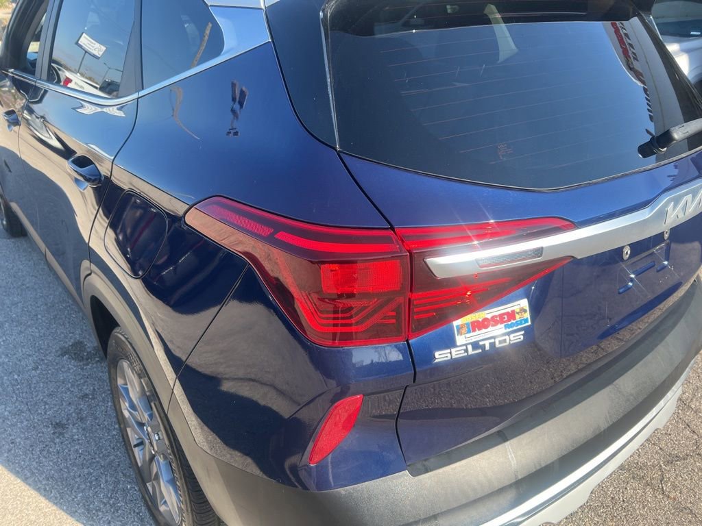 Certified 2023 Kia Seltos S w/ Navigation Package image 37