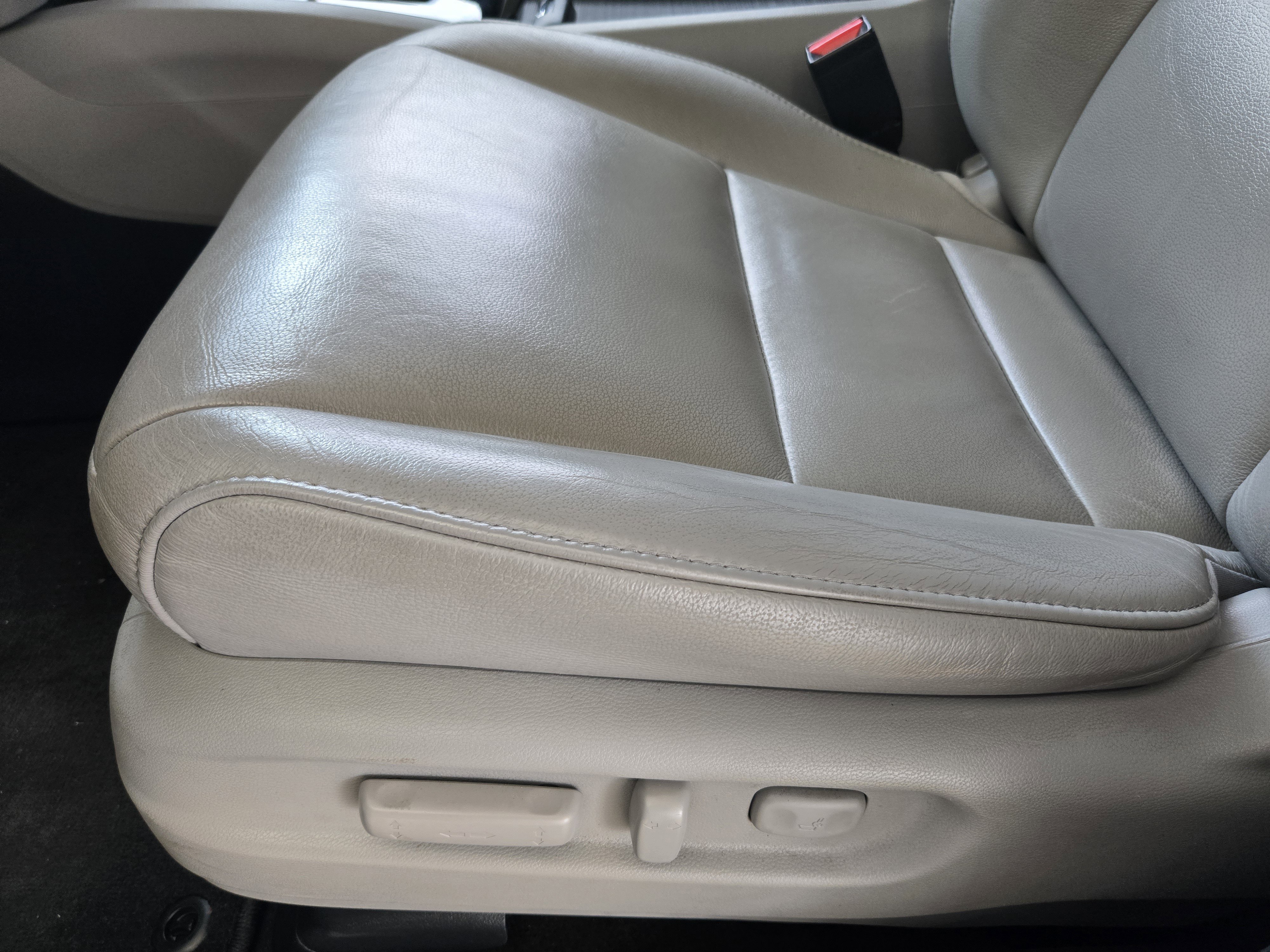 Used 2017 Honda Pilot Touring image 19