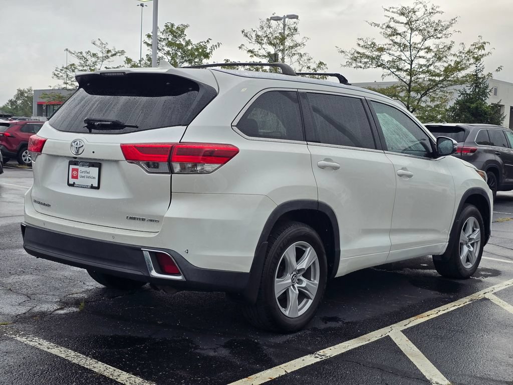 Used 2019 Toyota Highlander Limited Platinum AWD/4WD image 8