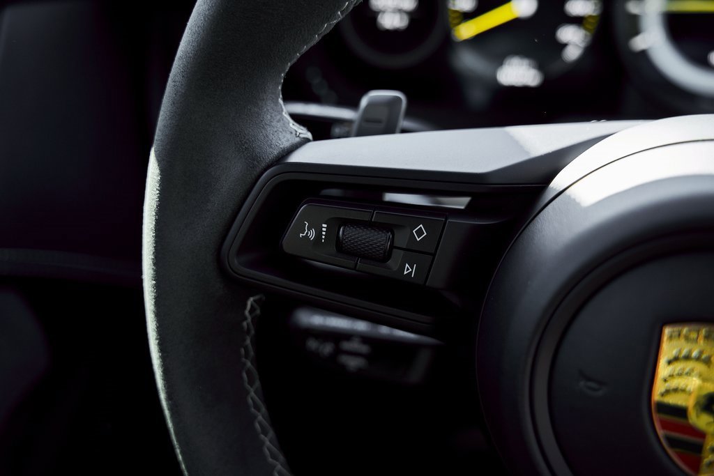 Used 2022 Porsche 911 GT3 image 46