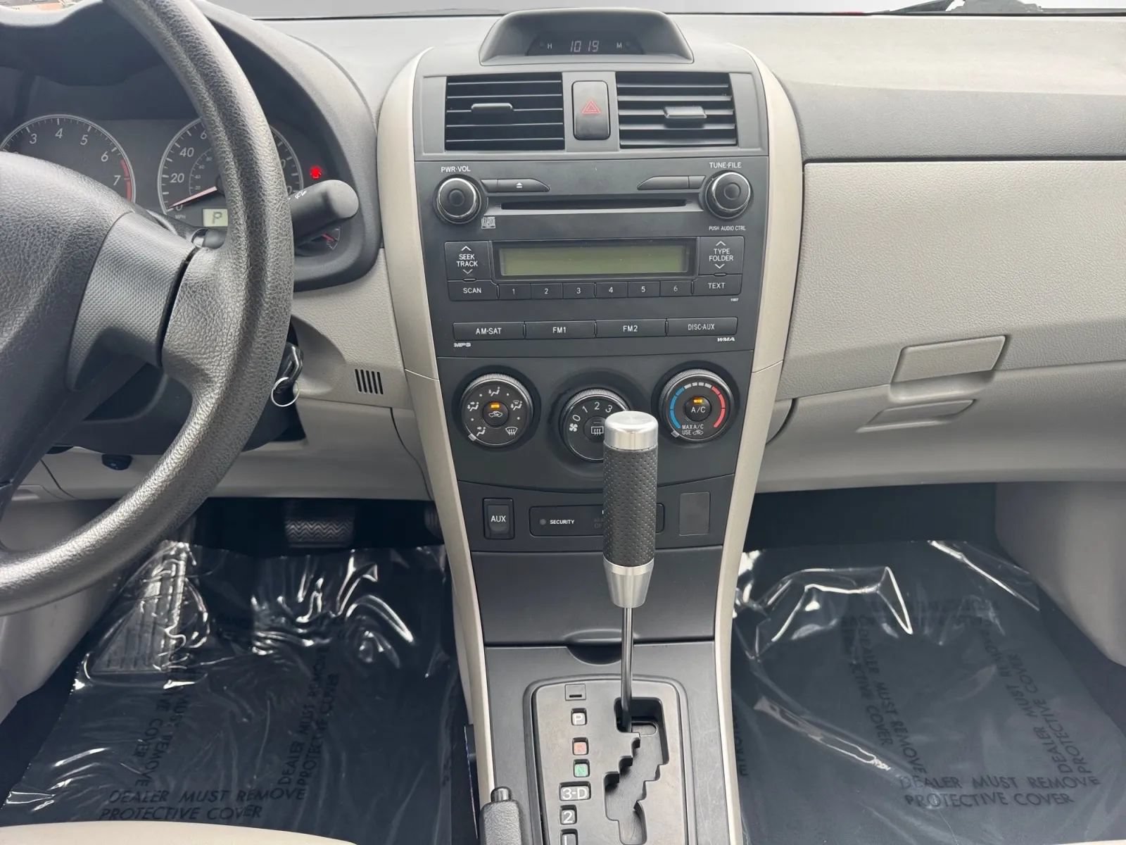 Used 2013 Toyota Corolla L FWD image 13