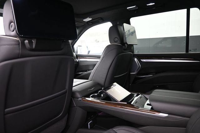 Used 2025 Cadillac Escalade Sport Platinum AWD/4WD image 18