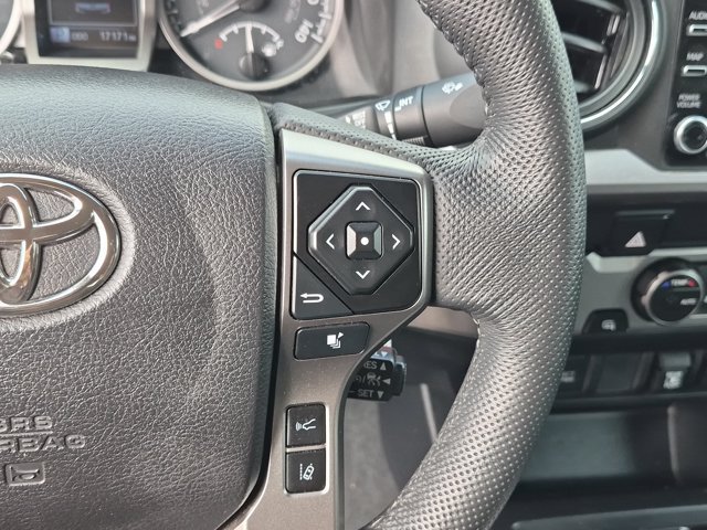 Used 2021 Toyota Tacoma SR5 RWD image 25