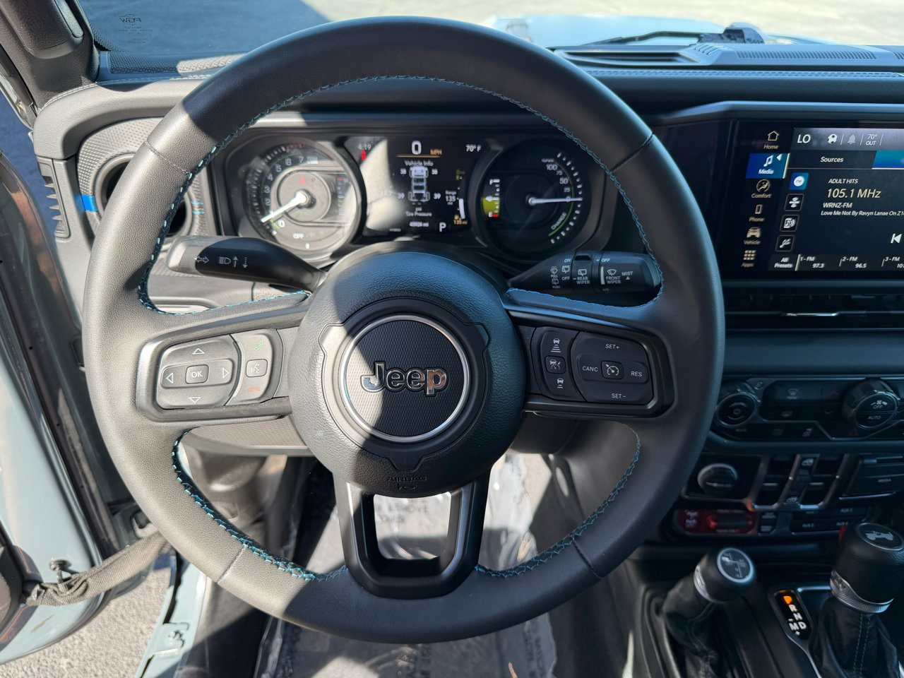 Used 2024 Jeep Wrangler Unlimited Rubicon 4xe image 24