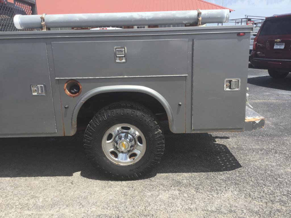 Used 2009 Chevrolet Silverado 2500 W/T AWD/4WD image 13